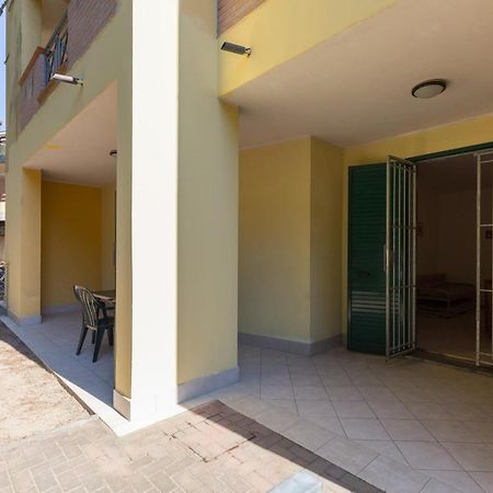 Le Terrazze Apartments Lido di Spina Exteriör bild