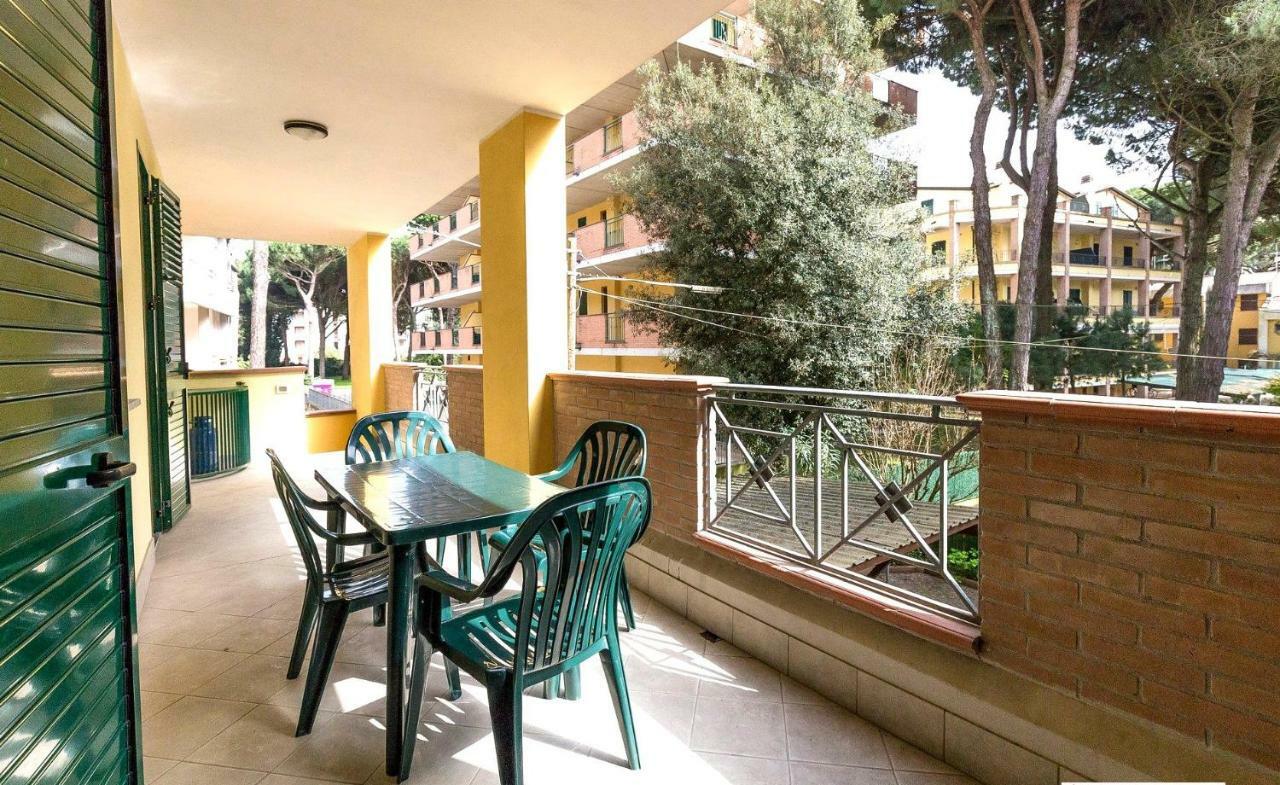Le Terrazze Apartments Lido di Spina Exteriör bild