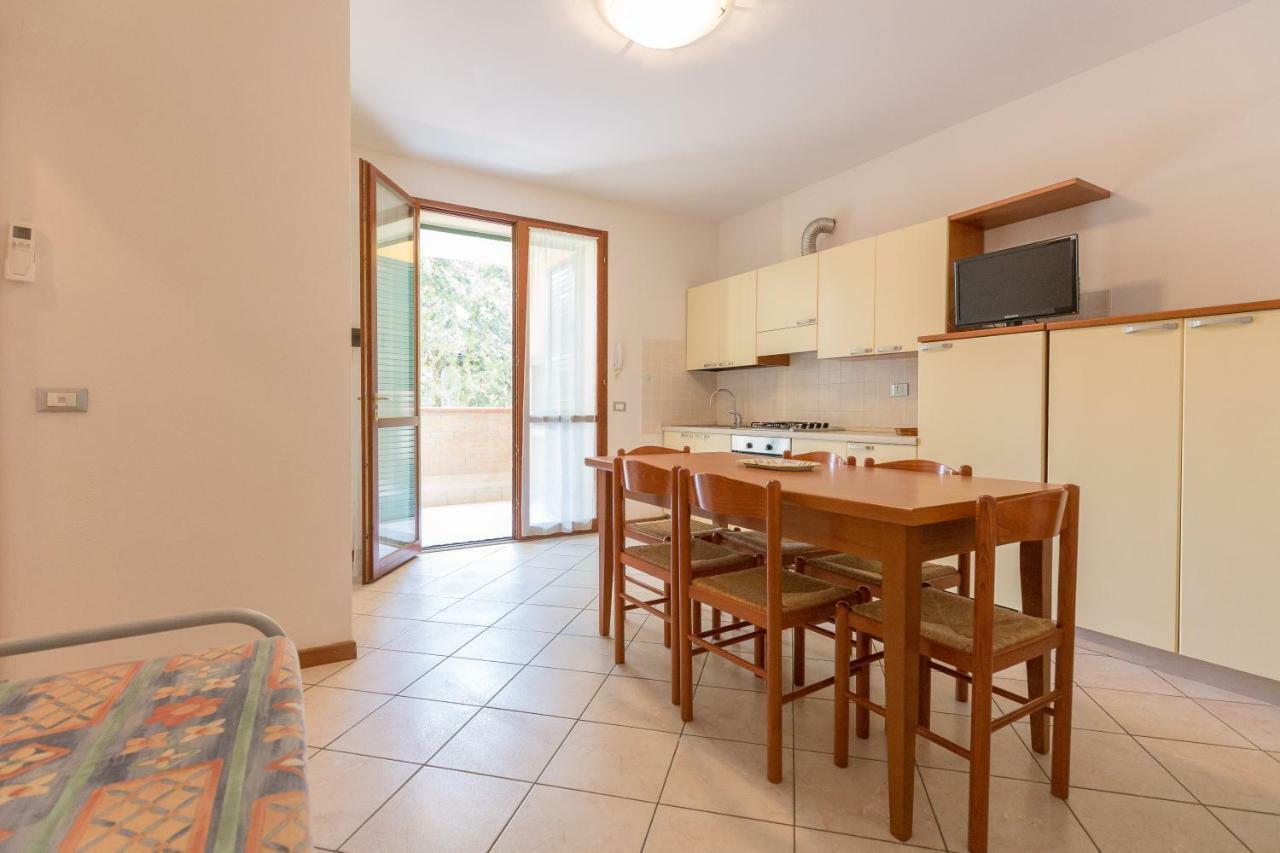 Le Terrazze Apartments Lido di Spina Exteriör bild