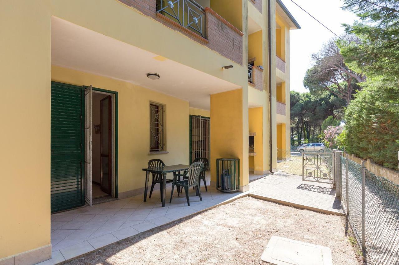 Le Terrazze Apartments Lido di Spina Exteriör bild