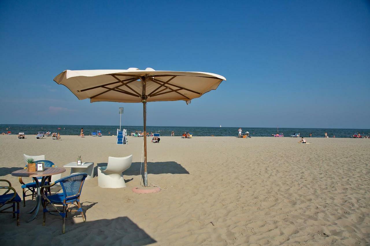 Le Terrazze Apartments Lido di Spina Exteriör bild