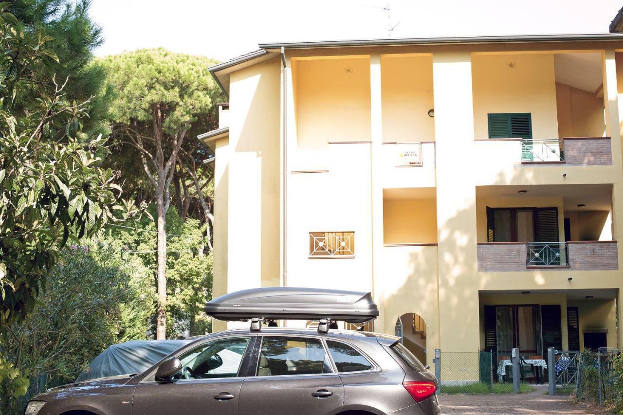 Le Terrazze Apartments Lido di Spina Exteriör bild